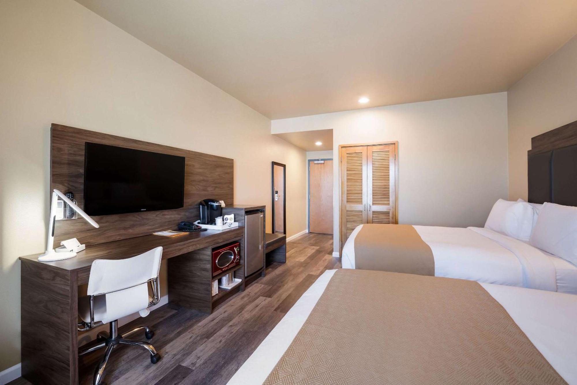 Inn At Port Gardner-Everett Waterfront, Ascend Hotel Collection Экстерьер фото