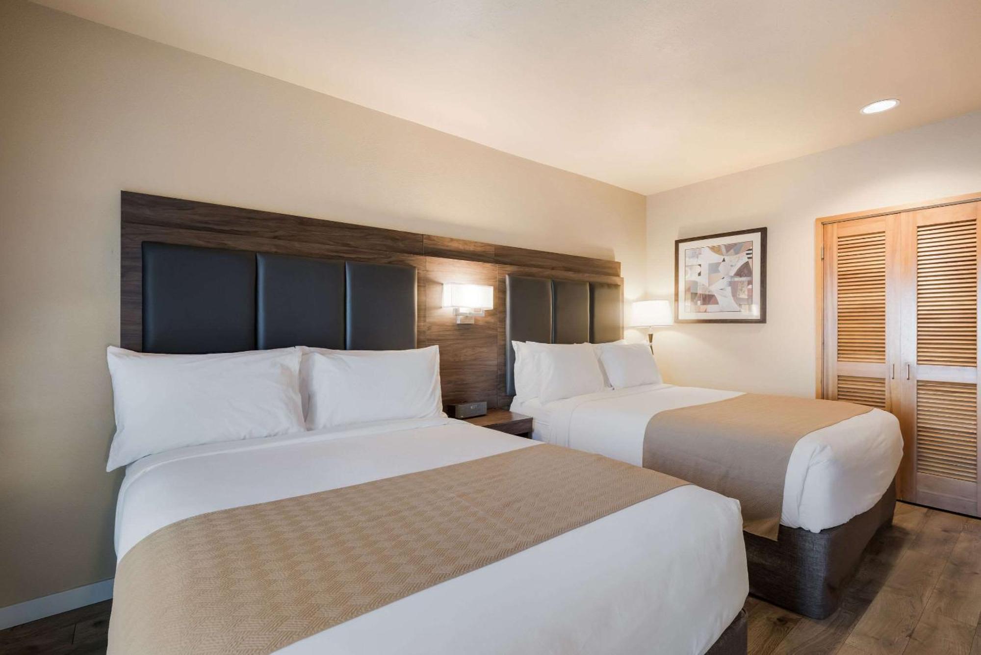 Inn At Port Gardner-Everett Waterfront, Ascend Hotel Collection Экстерьер фото