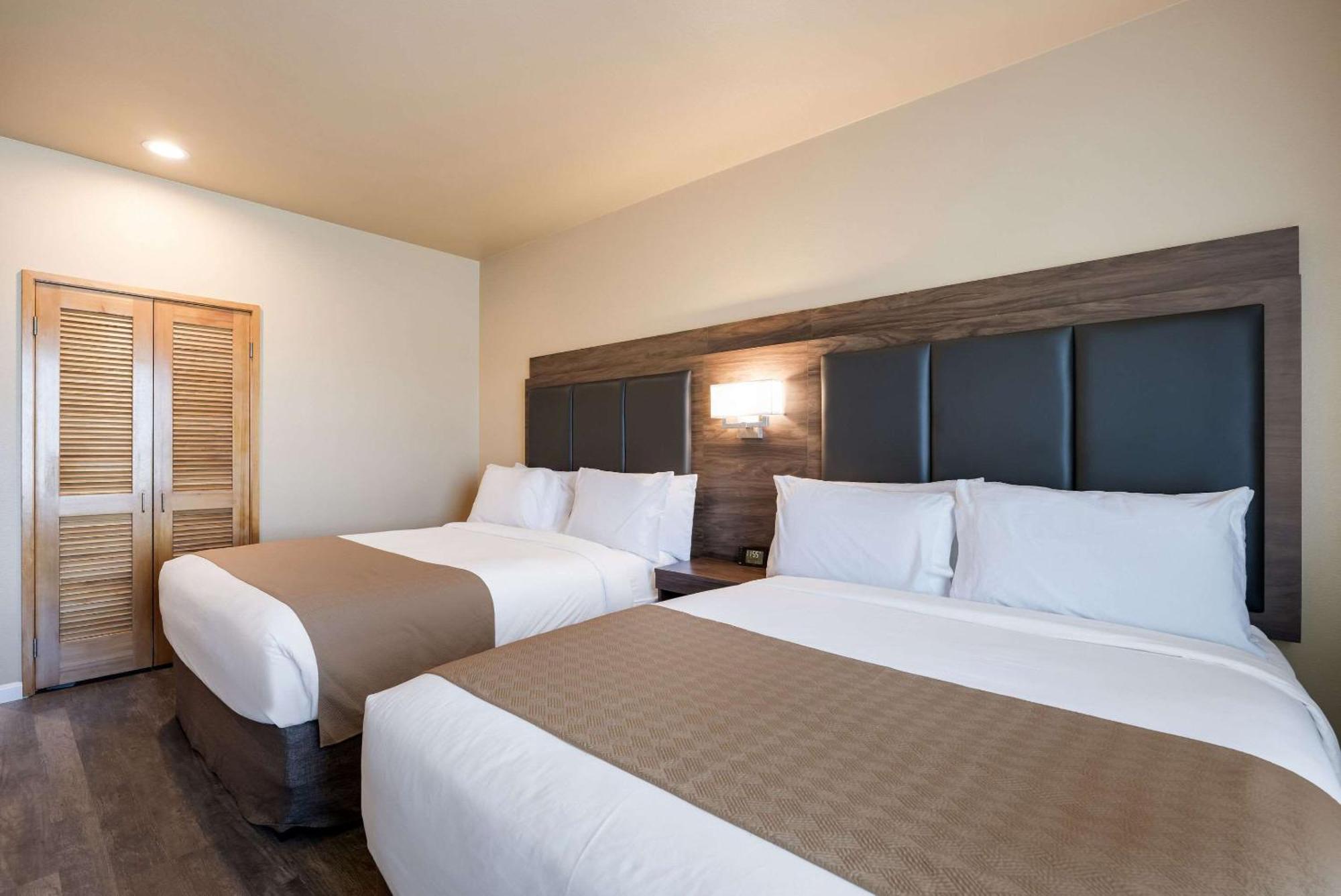 Inn At Port Gardner-Everett Waterfront, Ascend Hotel Collection Экстерьер фото